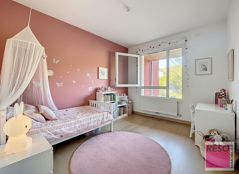 Appartement - 79 m² - 4 pièces