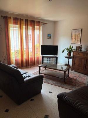 Maison - 200 m² - 8 pièces