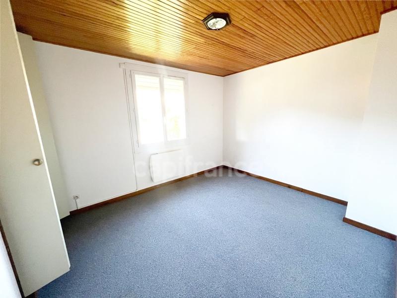 Maison - 222 m² - 7 pièces