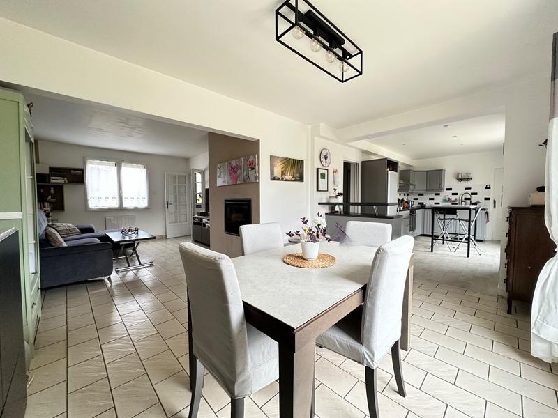 Maison - 120 m² - 6 pièces