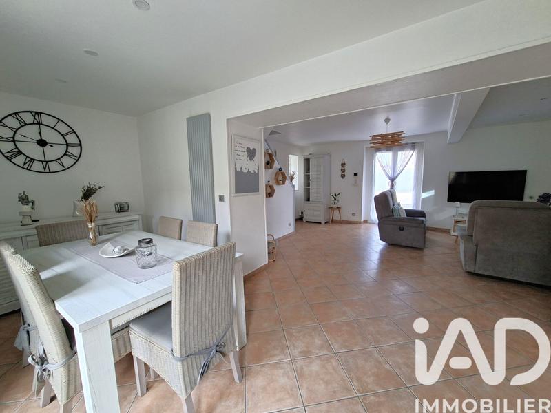 Maison - 122 m² - 4 pièces