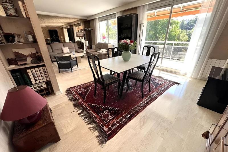 Appartement - 109 m² - 4 pièces