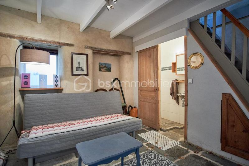 Maison en pierre - 180 m² - 11 pièces