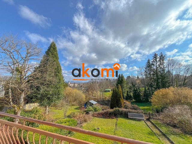 Maison - 121 m² - 6 pièces