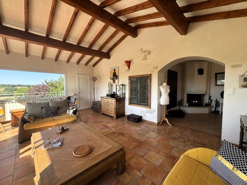 Immeuble - 375 m² - 14 pièces