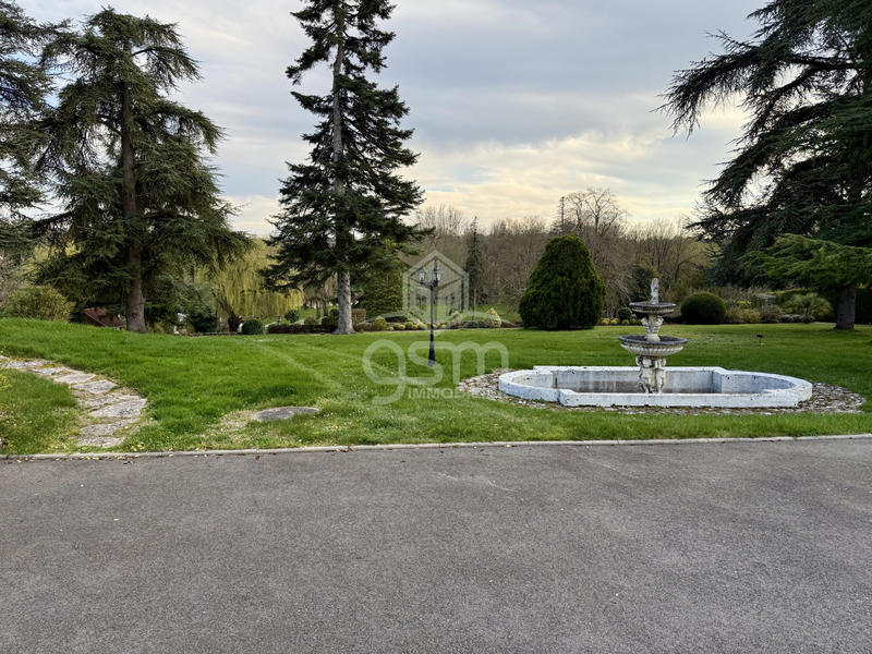 Villa - 280 m² - 7 pièces