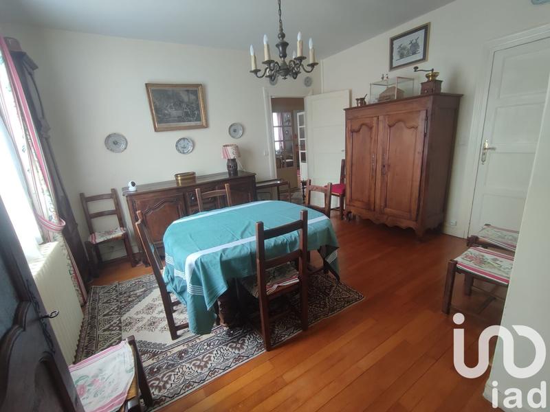 Maison - 199 m² - 6 pièces