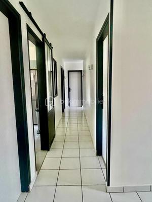 Maison - 159 m² - 7 pièces