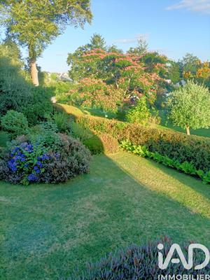 Maison - 122 m² - 6 pièces