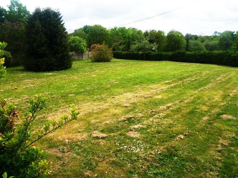 Terrain constructible - 750 m²
