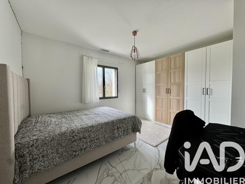 Maison - 187 m² - 7 pièces