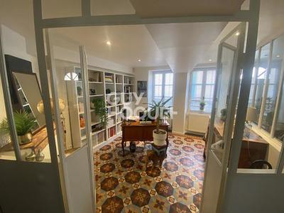Maison ancienne - 174 m² - 6 pièces