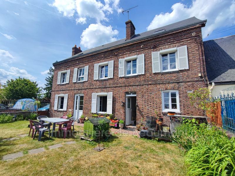 Maison - 102 m² - 5 pièces