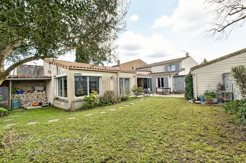 Maison - 182 m² - 6 pièces