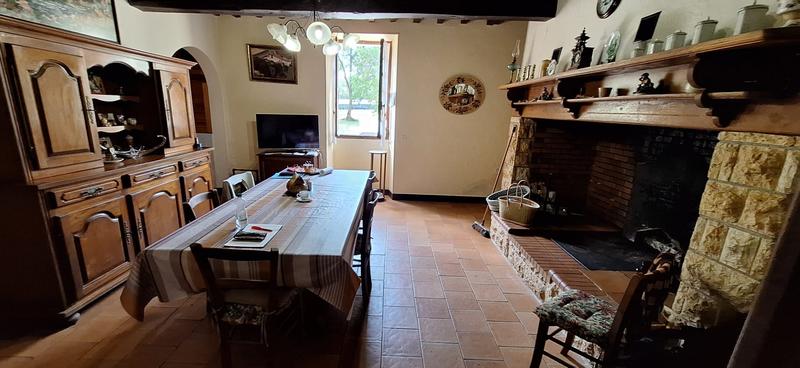 Maison - 200 m² - 5 pièces