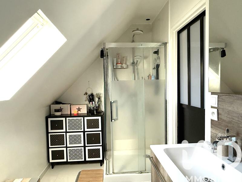 Maison - 167 m² - 6 pièces