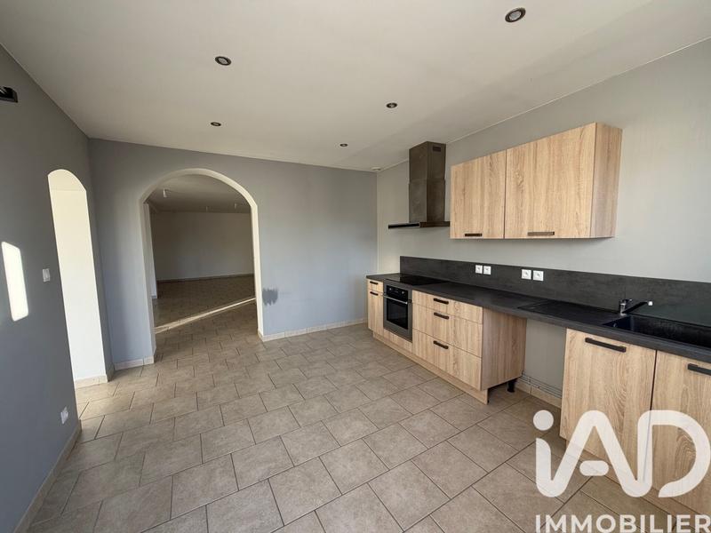 Maison - 143 m² - 5 pièces