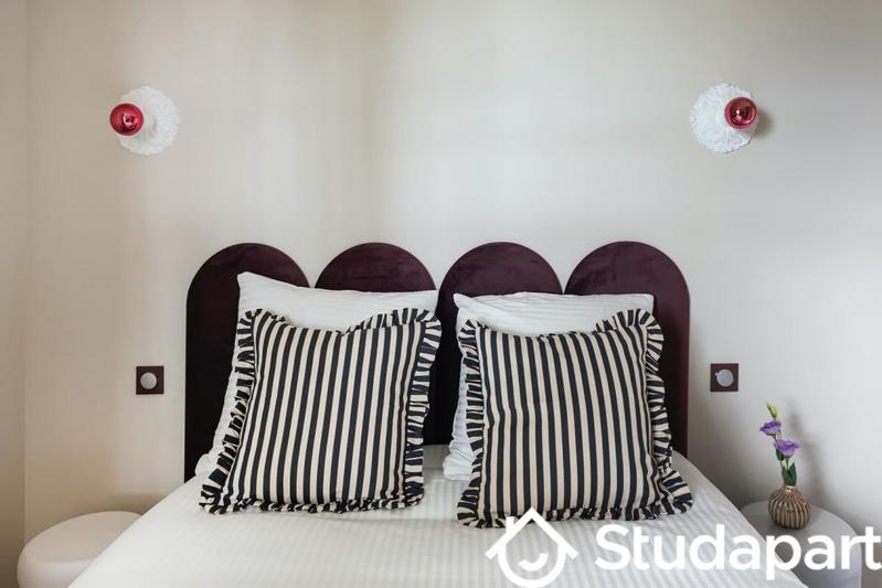 Chambre - 9 m² - 1 pièce