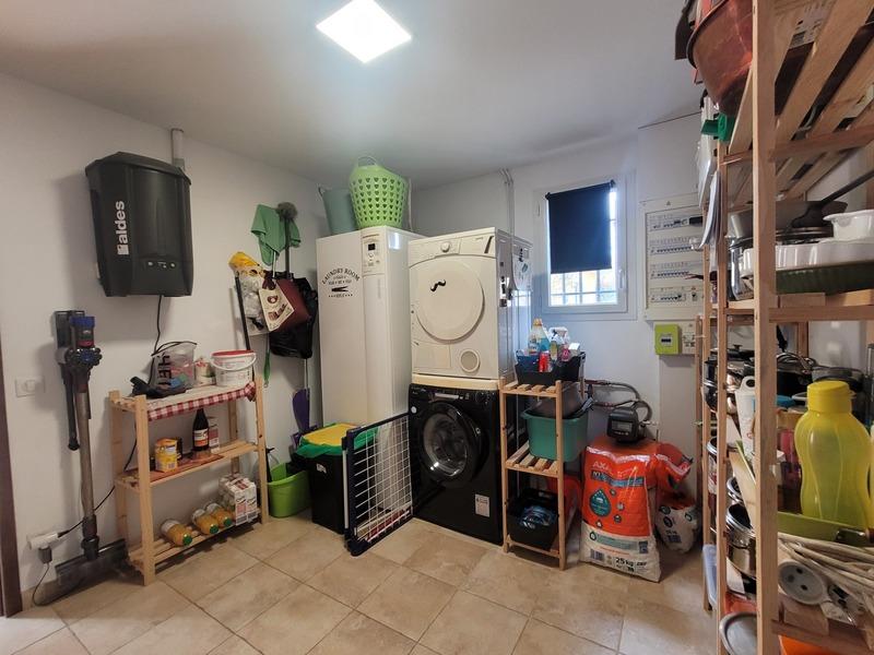 Maison - 210 m² - 9 pièces