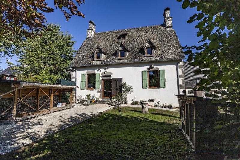 Maison ancienne - 118 m² - 4 pièces