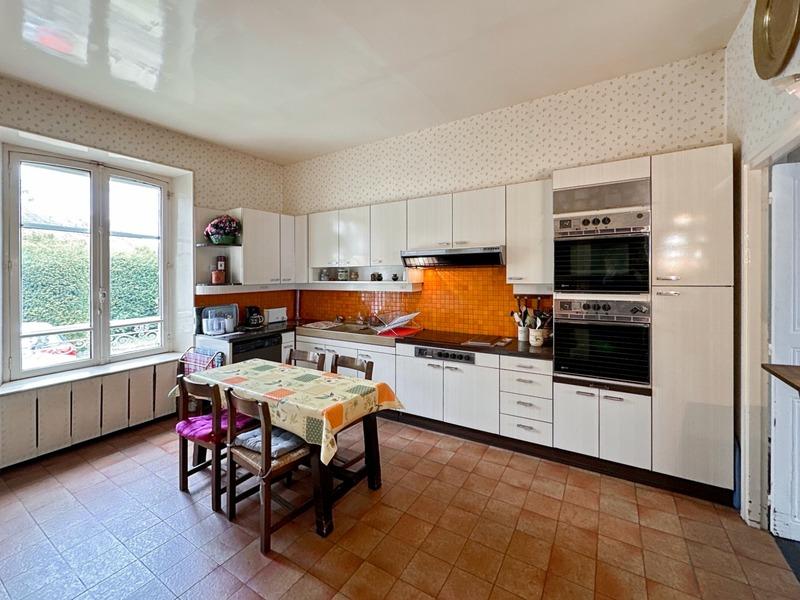 Maison bourgeoise - 192 m² - 6 pièces