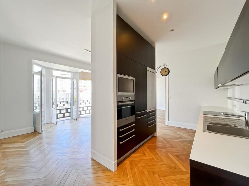 Appartement - 132 m² - 4 pièces