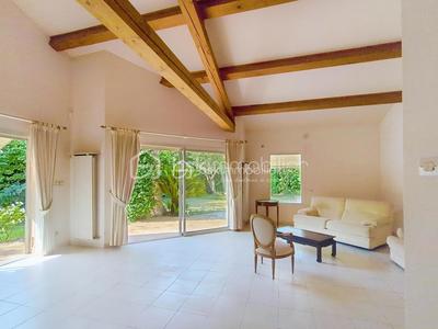 Villa - 147 m² - 4 pièces