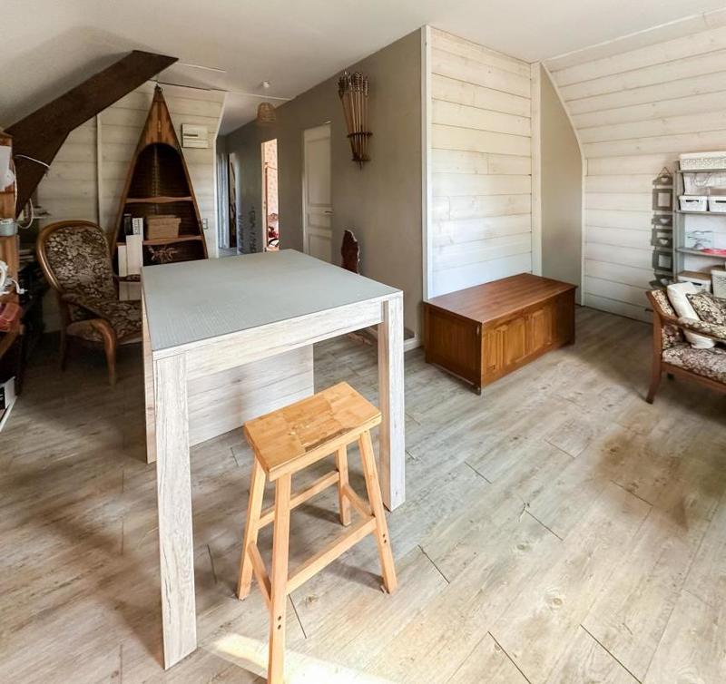 Maison traditionnelle - 162 m² - 6 pièces