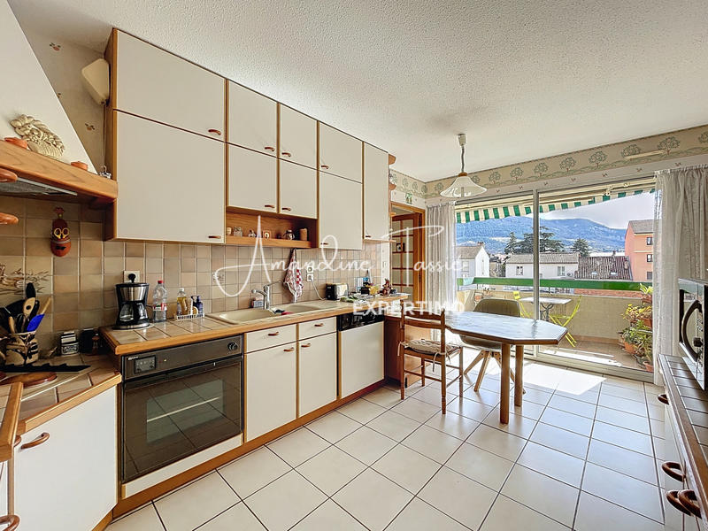 Appartement - 135 m² - 5 pièces