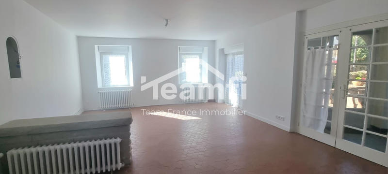 Maison traditionnelle - 96 m² - 4 pièces