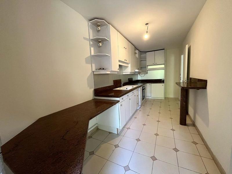 Appartement - 81 m² - 4 pièces