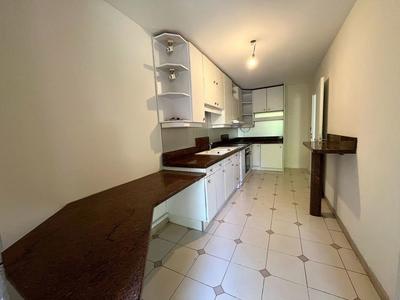 Appartement - 81 m² - 4 pièces