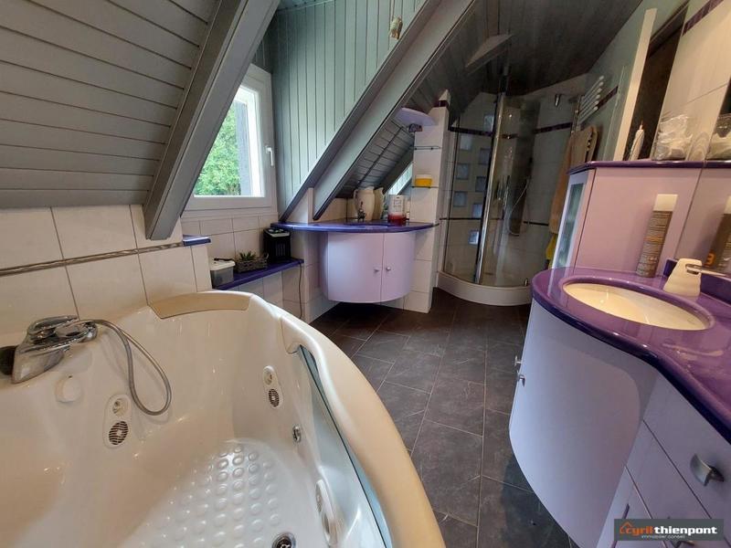 Pavillon - 177 m² - 9 pièces