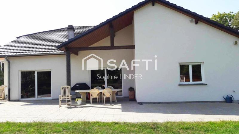 Maison - 253 m² - 6 pièces