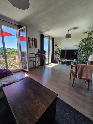 Appartement - 72 m² - 4 pièces