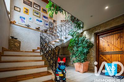 Maison de village - 321 m² - 8 pièces
