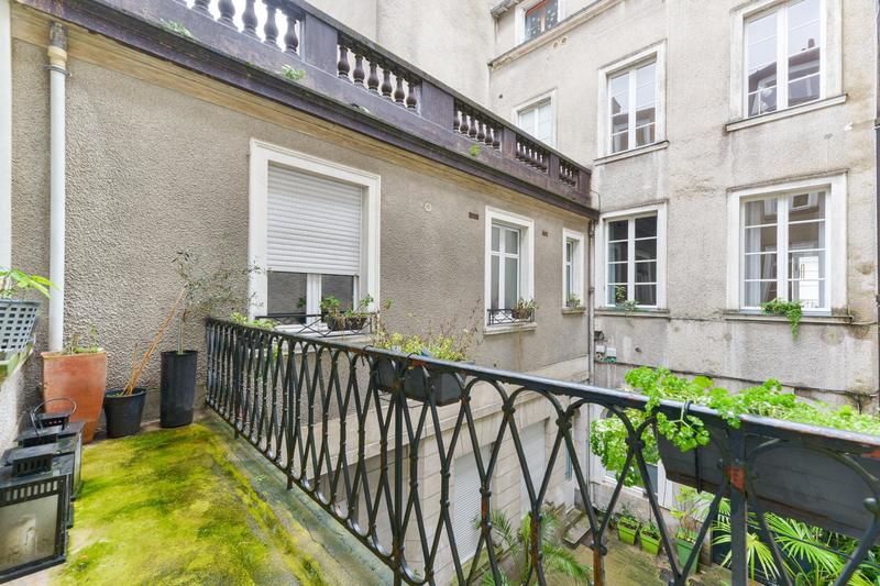 Appartement - 225 m² - 6 pièces