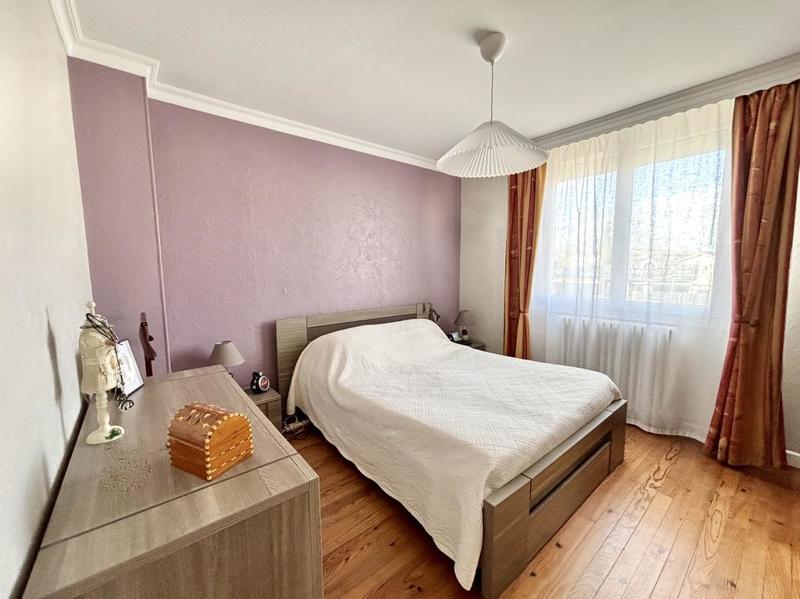 Maison - 12 m² - 6 pièces