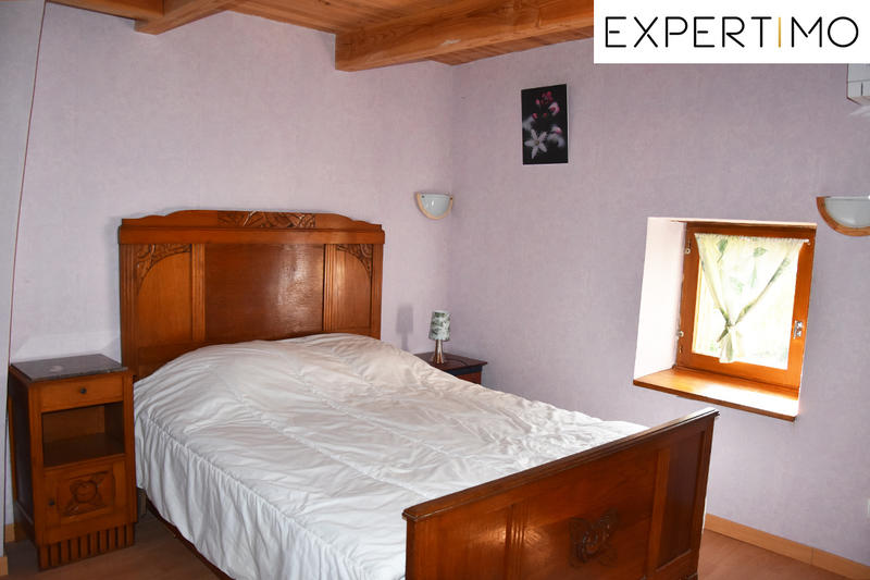 Maison - 215 m² - 8 pièces