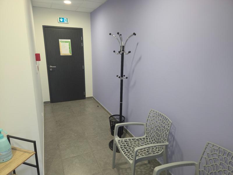 Local d'activité / Entrepôt - 91 m² - 7 pièces