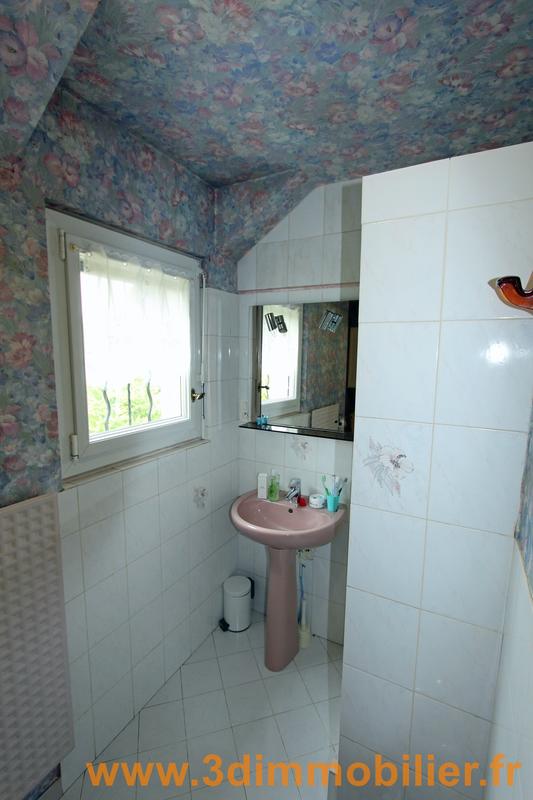 Maison - 95 m² - 6 pièces