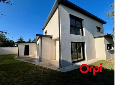 Villa - 122 m² - 5 pièces