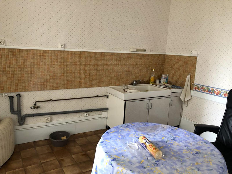 Maison - 250 m² - 11 pièces