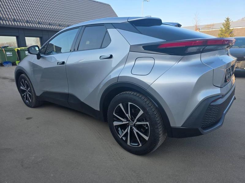 Toyota c-Hr hybride 140