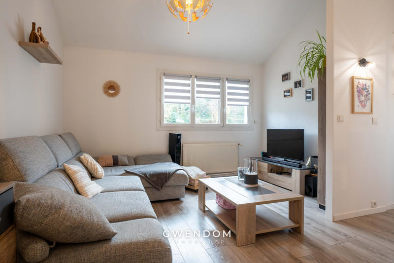 Maison - 103 m² - 5 pièces