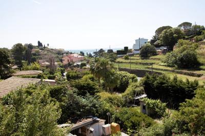 Maison - 221 m² - 6 pièces