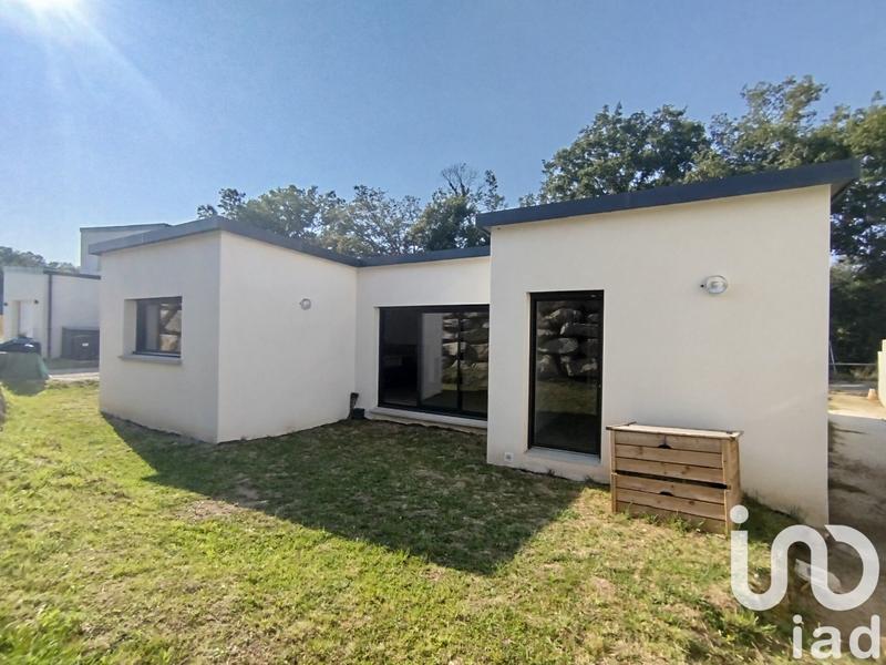 Maison - 98 m² - 4 pièces