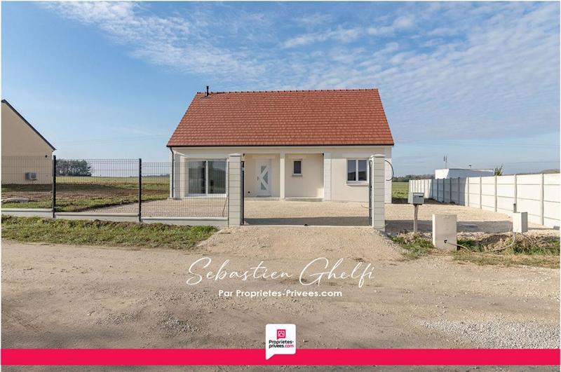 Maison - 93 m² - 5 pièces