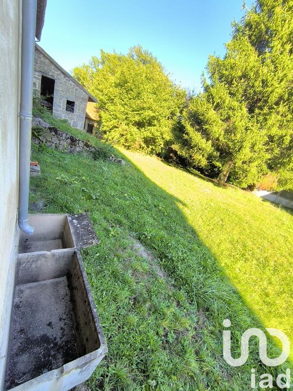 Maison - 90 m² - 8 pièces