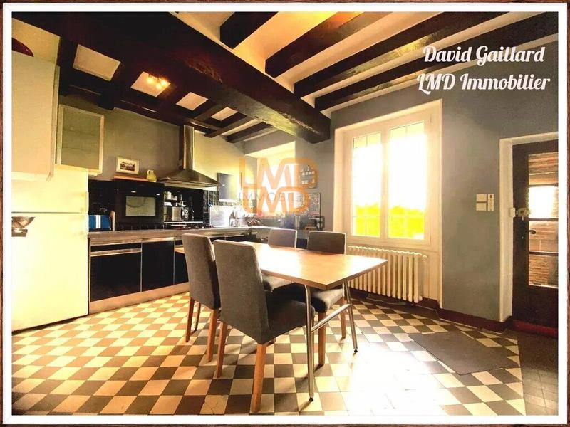 Maison de bourg - 129 m² - 6 pièces